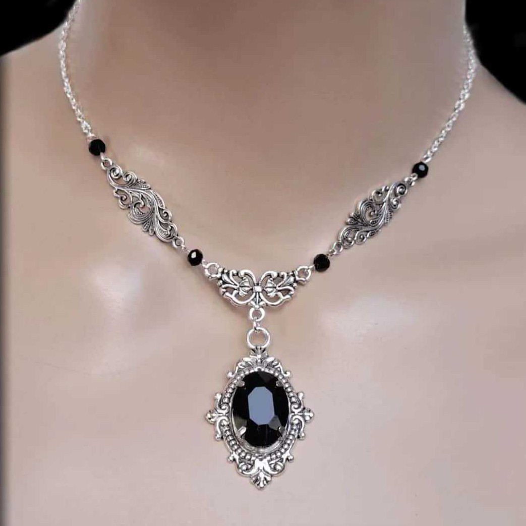 Фиолетовое волшебное ожерелье  – обзор и цена Women'S Victorian Accessories